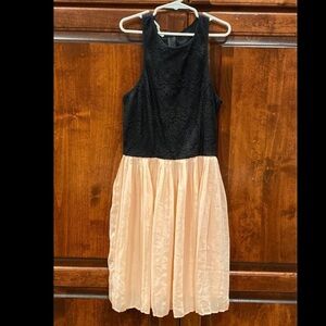 girls XS socialite dress
